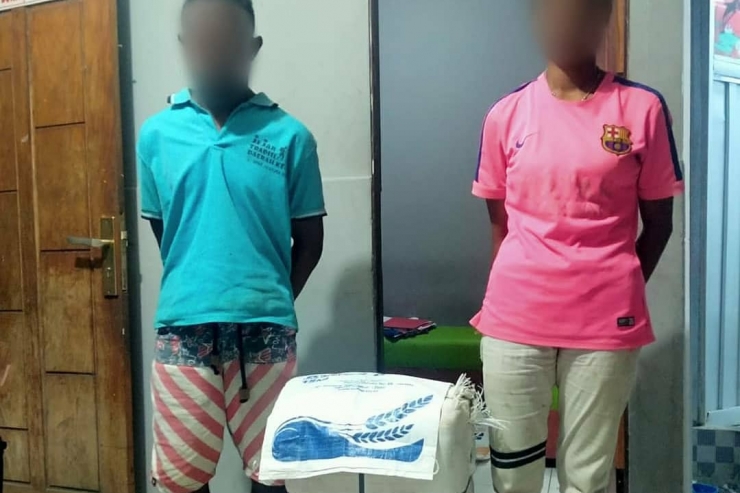 Karung Beras Bernilai Ratusan Juta Dicuri Sepasang Kekasih