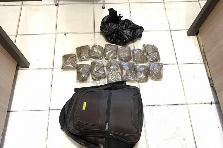 Polisi Tangkap Pemilik 13 Paket Ganja, Satu Pelaku ASN