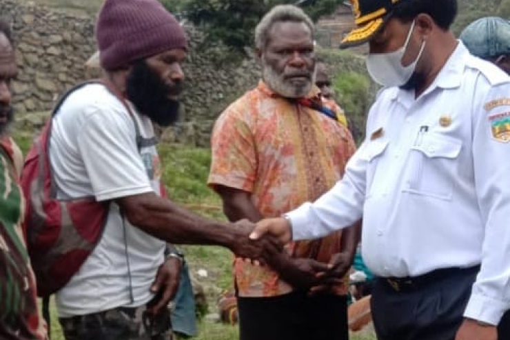 Mantan Anggota DPRD Puncak Jaya Meninggal Dunia, Pemda Berikan Bantuan Duka