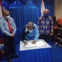 Bupati Jayapura Tandatangani SK Pembentukan TP2DD