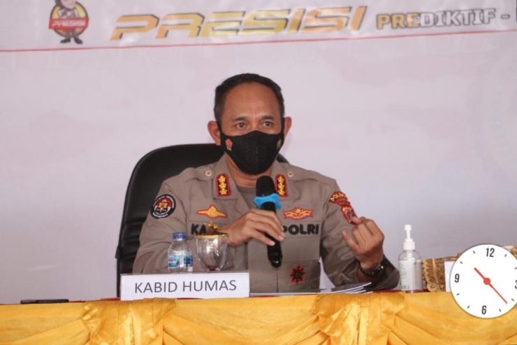 Jasad Pilot H.Mirza dan Copil Iswahyudi Sulit Dievakuasi Karena Tertimbun Bangkai Pesawat