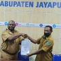 Diskominfo Kabupaten Jayapura Terima Pelepasan Tanah Pembangunan BTS di Distrik Raveni Rara
