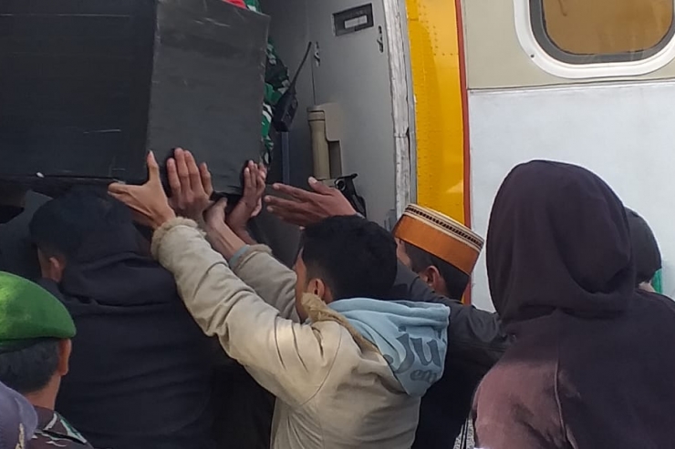 Jenazah Korban Penembakan KKB di Deiyai, Diberangkatkan ke Kampung Halaman Barru Sulsel