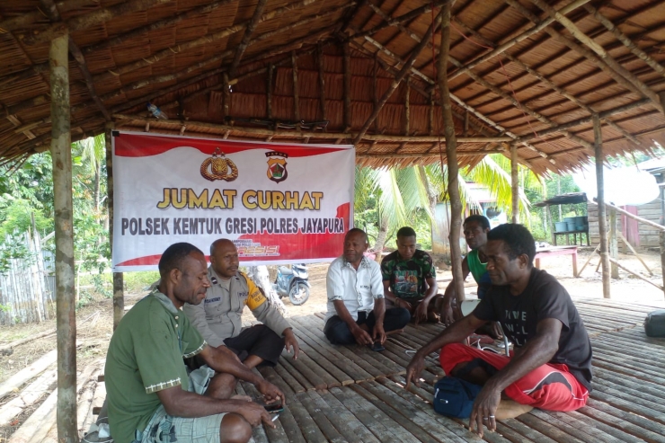 Polres Jayapura Gelar Jumat Curhat di Kampung Braso, Distrik Kemtuk Gresi