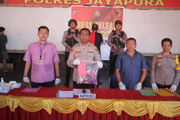 Bejat, Seorang Ayah Rudapaksa Anak Kandung Berulang Kali di Kemtuk Gresi Jayapura