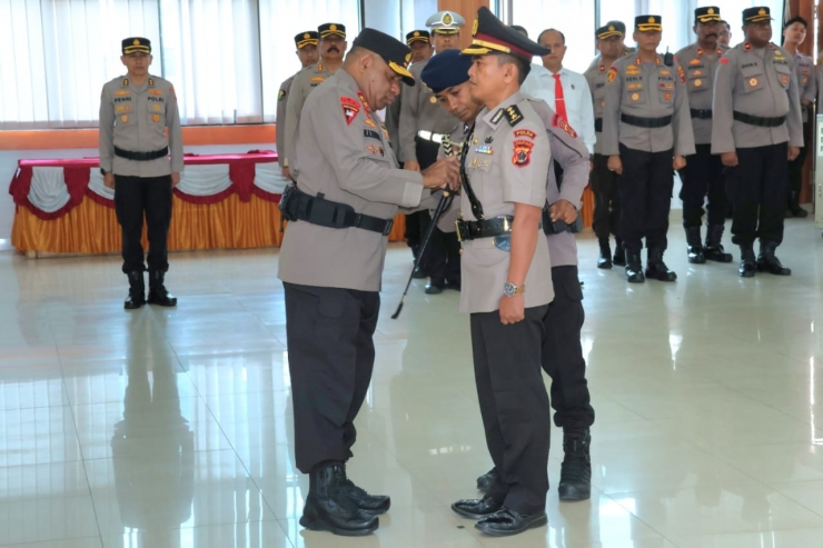Lantik Kabid Labfor Papua, Kapolda Berharap Kerjasama Ditreskrimum dan Ditreskrimsus Dalam Pengungkapan Kasus