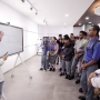 Indosat Ooredoo Hutchison Dorong Pengenalan AI Bagi Pelajar Papua di Jayapura
