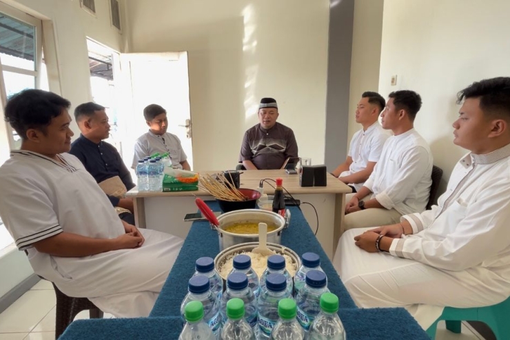 Jauh dari Keluarga, Personel Satgas Humas Temukan Makna Idul Adha di Tengah Tugas