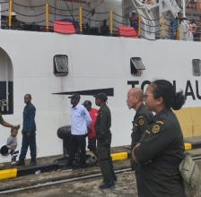 <h1>Awasi Perbatasan, Tim Gakkum Karantina Jayapura Cek Pelabuhan Depapre</h1>