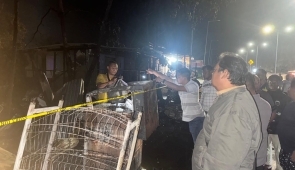 Empat Bangunan Lapak di Jalan Raya Holtekamp Jayapura Terbakar, Polisi Lakukan Penyelidikan