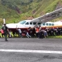 Pesawat Angkut BBM, Alami Pecah Ban saat Mendarat di Bandara Mulia Puncak Jaya