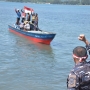 Semarak Hari Kemerdekaan,Lantamal X Jayapura Ajak Warga Pesisir Kibarkan Bendera merah Putih 