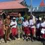 Kehadiran Satgas ODC 2025 Disambut Antusias Anak-anak SD Negeri Mulia, Puncak Jaya