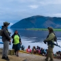 Patroli Dialogis Satgas Damai Cartenz, Sapa Warga di Pelabuhan Aikai Paniai