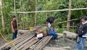 Satgas Damai Cartenz Gelar Rekonstruksi Pembunuhan 2 Personil Brimob di Nabire, 21 Adegan Diperagakan