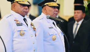Matius Fakhiri dan Aryoko Rumaropen Resmi Dilantik sebagai Gubernur dan Wakil Gubernur Papua 2025–2030
