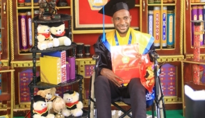 Yustinus Mirip, Penyandang Disabilitas yang Berhasil Meraih Mimpi jadi Sarjana Theologi