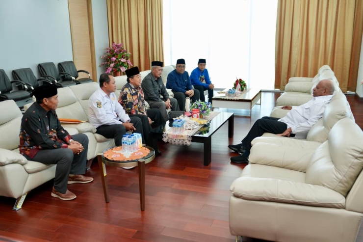 IPHI Usulkan Pembangunan Embarkasi Haji di Papua, Ini Tanggapan Gubernur Fakhiri