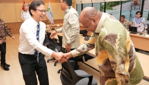 Ini Usulan Mendesak Gubernur Fakhiri yang Disampaikan ke Menkes, Terkait Sektor Kesehatan di Papua