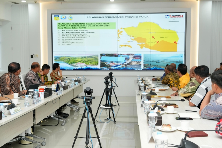 Gubernur Papua Targetkan Peningkatan PAD dari Sektor Kelautan, Perikanan, dan Pariwisata Pesisir