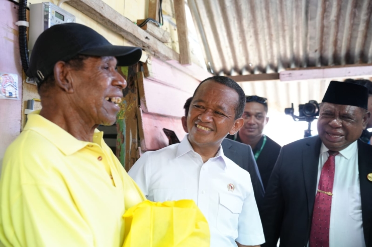 Program BPBL: 100 Rumah Tangga Prasejahtera di Kabupaten Fakfak Kini Nikmati Akses Listrik Mandiri