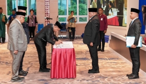 Christian Sohilait Dilantik Sebagai Pj. Sekda Papua
