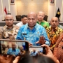 Gubernur Papua Bakal Siapkan Dana Komplementer untuk Perbaikan Layanan Kesehatan Rumah Sakit 